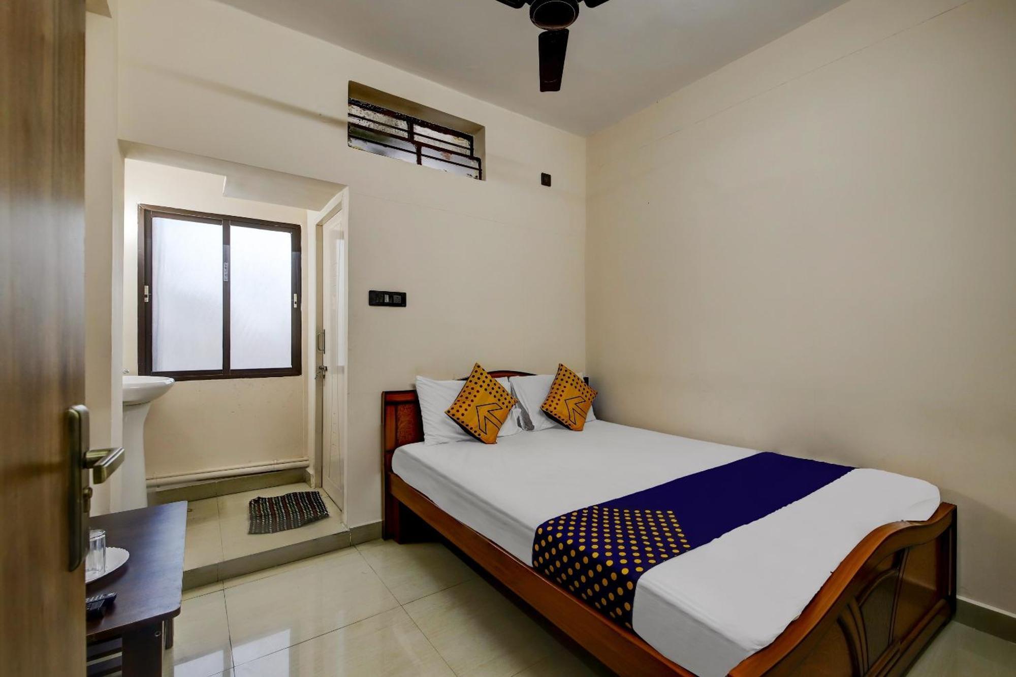 Spot On 73621 Srinivasa Boarding And Lodging Jalahalli Екстер'єр фото
